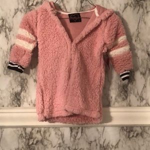 NWT chilipop hooded sweater 100% polyester size 3T